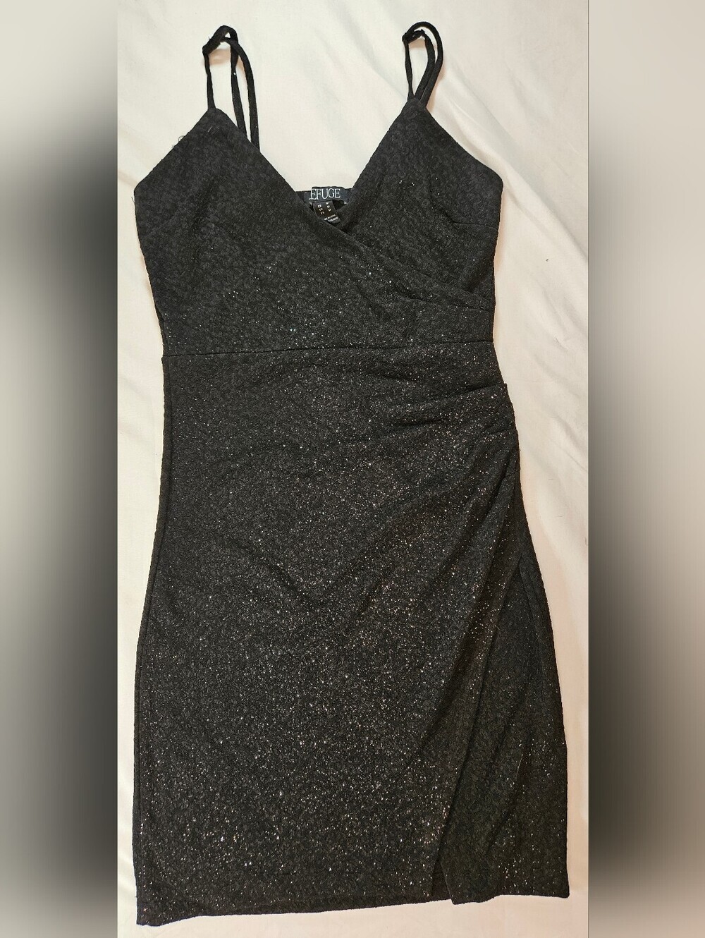 Refuge Juniors Black Sparkly Thin Strap Short V-neck Cocktail Dress Size Medium